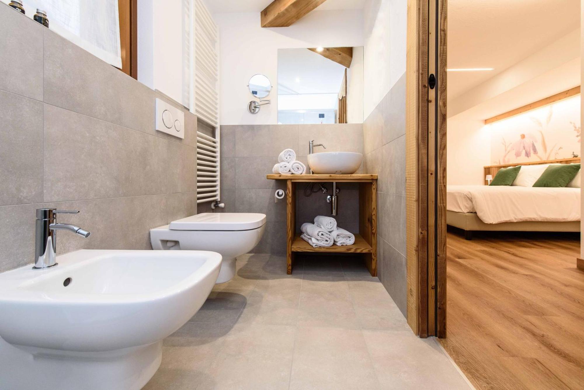Hotel Des Roses Antey-Saint-André Eksteriør billede